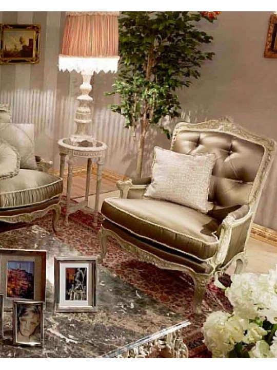 Кресло ASNAGHI INTERIORS La boutique L12001