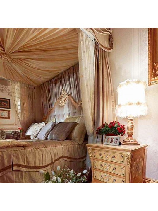 Кровать ASNAGHI INTERIORS La boutique L13601