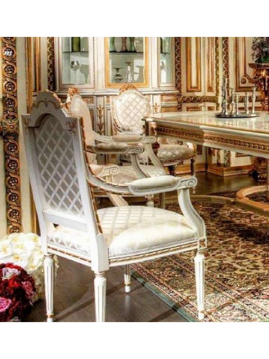 Стул ASNAGHI INTERIORS New classic collection IT3603