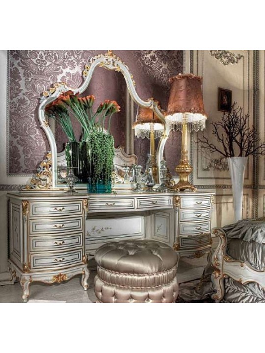 Туалетный столик ASNAGHI INTERIORS New classic collection IT3505